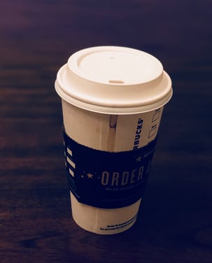Does your Starbucks cup leak sometimes? Make sure the hole in the lid isn't  lined up with the seam on the side of the cup. : r/lifehacks